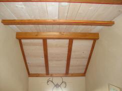 Decken- und Wandverkleidungen